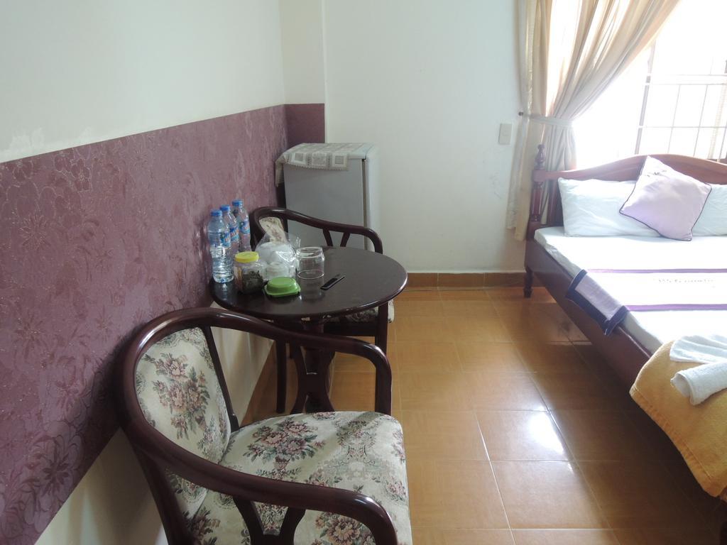 Da Lan Hotel Dalat Bilik gambar